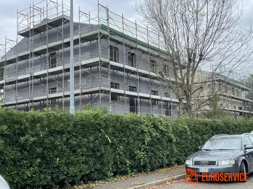 Riqualificazione energetica, copertura e cappotto di condominio – fase di cantiere 4