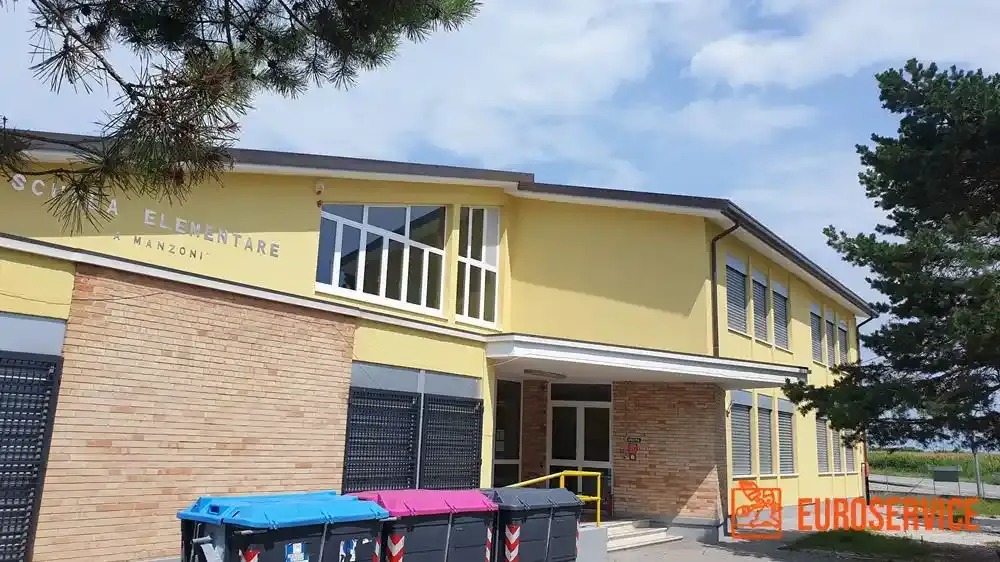 Risanamento e tinteggiatura delle facciate della scuola elementare – fase di cantiere 6