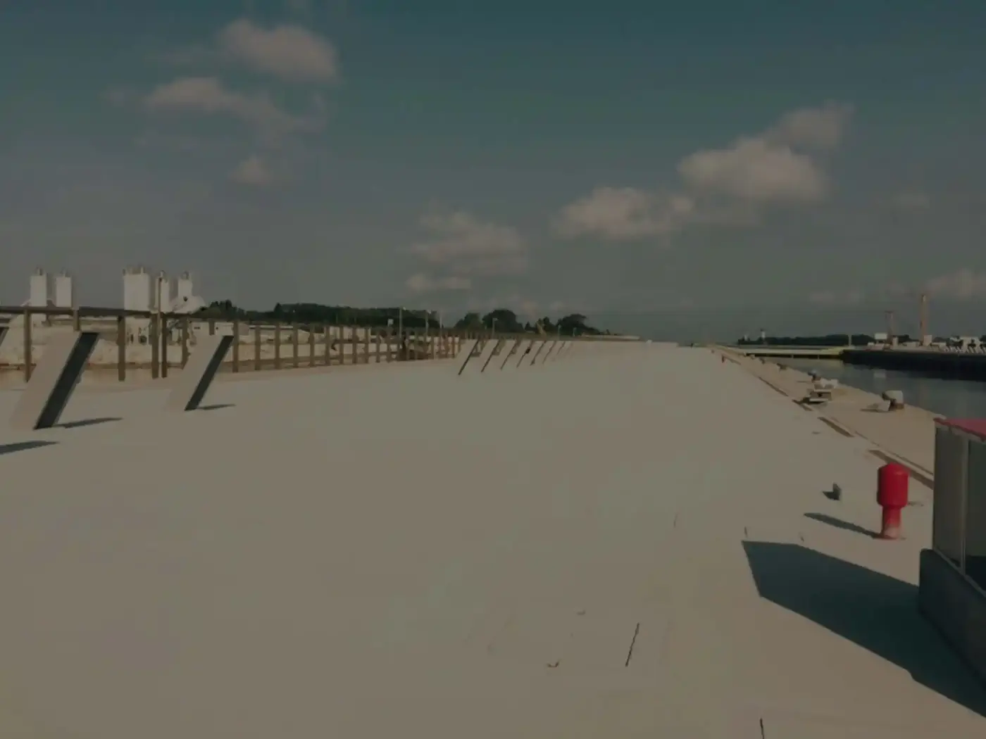 Verniciatura del piazzale della conca di Malamocco – fase di cantiere 6